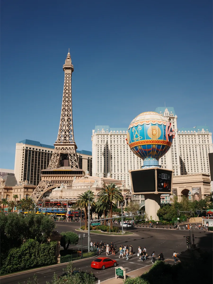 VEGAS cover